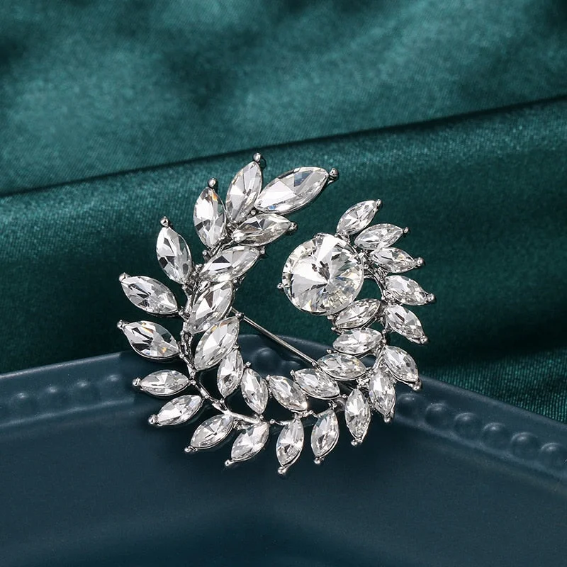 Silver Brooch Rhinestone Crystal BR-021