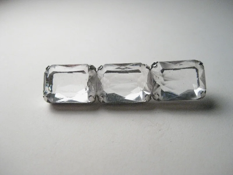 Vintage 1980s Like Ice,  Clear Faux Diamond Bar Brooch/Pin, 2"