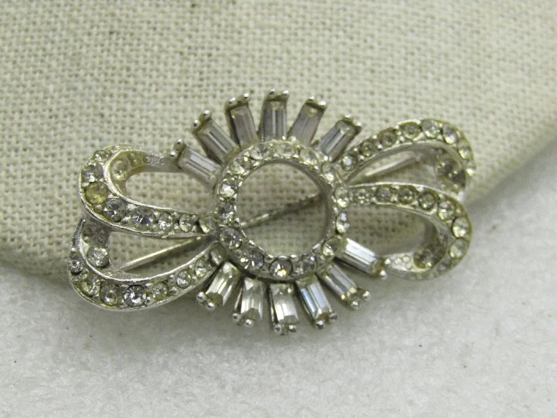 Vintage 1940's Rhinestone Brooch, Baguettes, 2",