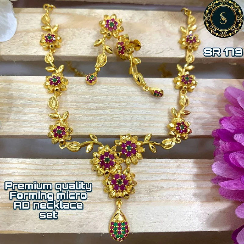 Siara Collections Forming Gold Pota Stone Necklace Set